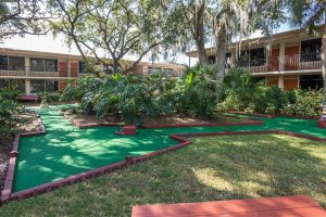 Ramada by Wyndham Kissimmee Gateway garden