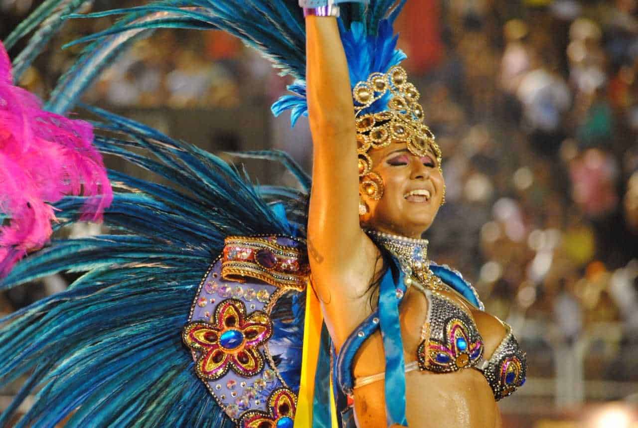 Rio Carnival – Welcome to the Biggest Party in the World! - SN Travel
