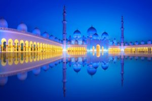 Sheikh Zayed Grand Mosque at dusk, Abu-Dhabi, UAE