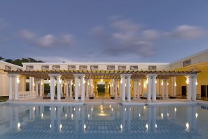 Grand-Palladium-Lady-Hamilton_Piscina-Spa