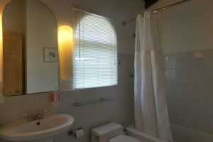 Dickenson Bay Cottage bathroom